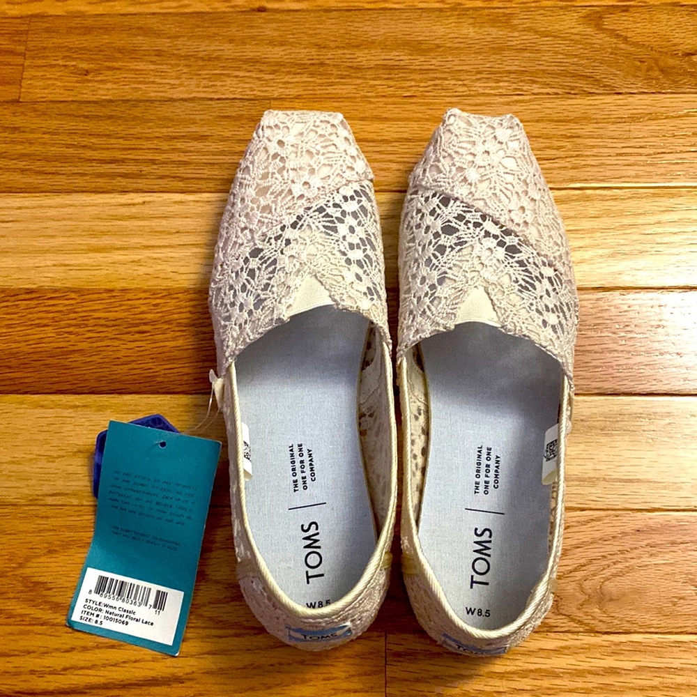 Toms Natural Floral Lace classic style